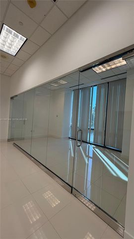 1200 Brickell Ave 200 D/E/F, Miami, FL 33131