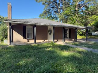 608 Bleeker Street, Bridgeport, AL 35740