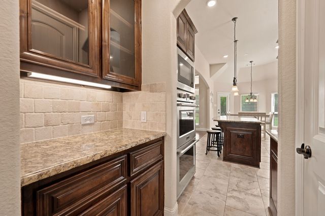 4008 Las Colina Drive, Fort Worth, TX 76179