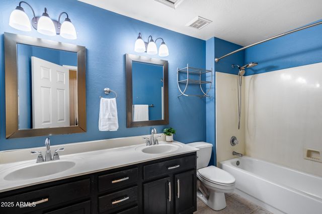 13888 W WILSHIRE Drive, Goodyear, AZ 85395