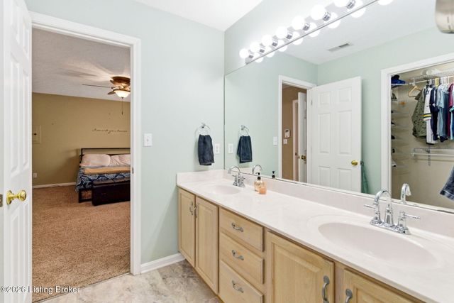 4707 Tuscany Way, Louisville, KY 40299