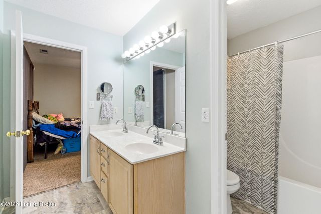 4707 Tuscany Way, Louisville, KY 40299