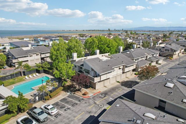145 Albacore Lane, Foster City, CA 94404