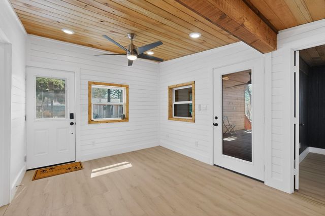 262 Briggs Boulevard, East Tawakoni, TX 75472