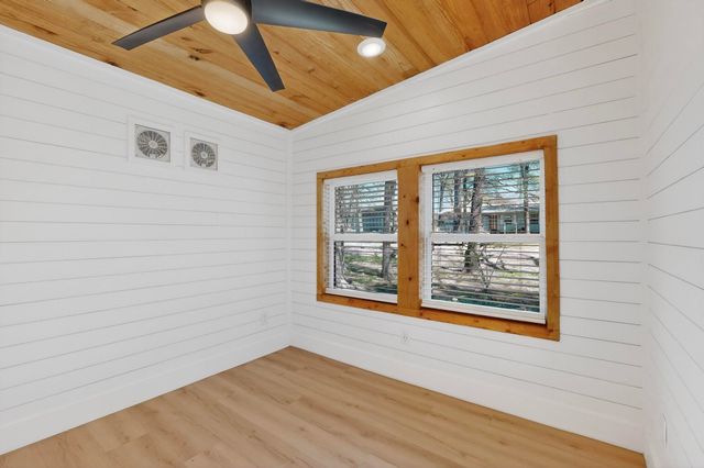 262 Briggs Boulevard, East Tawakoni, TX 75472