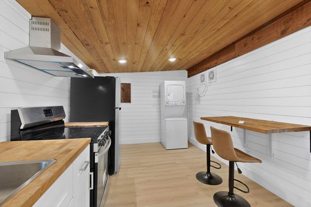 262 Briggs Boulevard, East Tawakoni, TX 75472