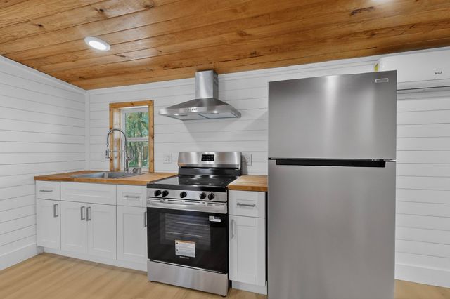 262 Briggs Boulevard, East Tawakoni, TX 75472