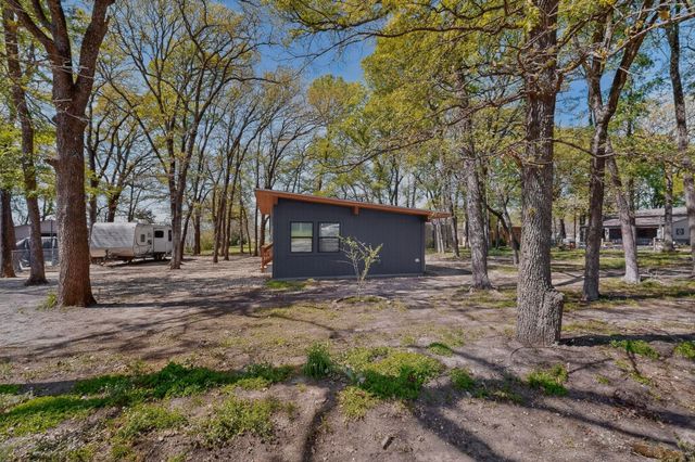 262 Briggs Boulevard, East Tawakoni, TX 75472