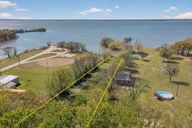 262 Briggs Boulevard, East Tawakoni, TX 75472