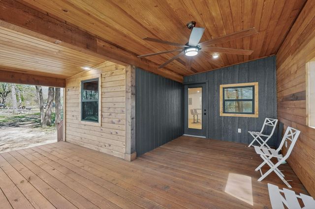 262 Briggs Boulevard, East Tawakoni, TX 75472