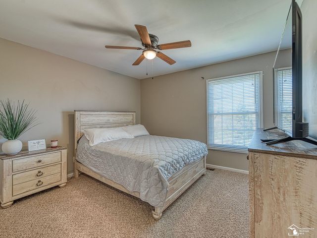 849 Regents Park, Monroe Twp, MI 48161
