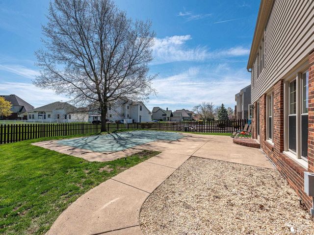 849 Regents Park, Monroe Twp, MI 48161