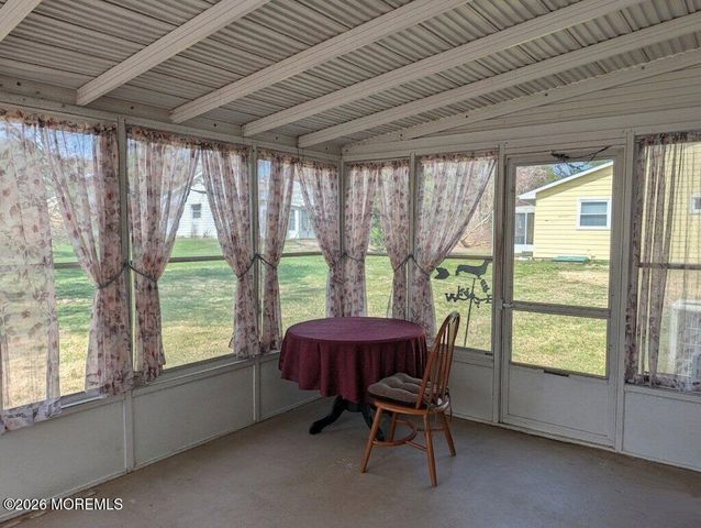 29 Moccasin Drive, Whiting, NJ 08759