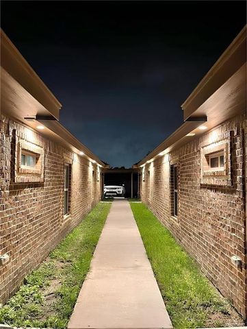 2705 Primrose Avenue, Edinburg, TX 78541