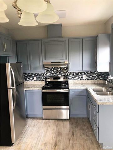 2705 Primrose Avenue, Edinburg, TX 78541