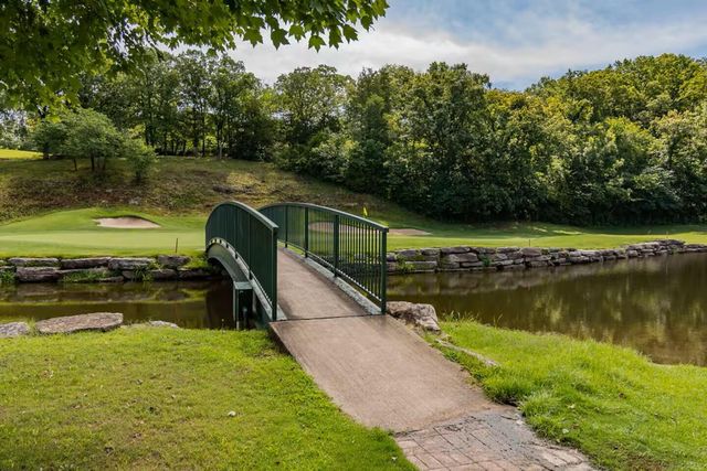 27 Bells Avenue, Branson West, MO 65737