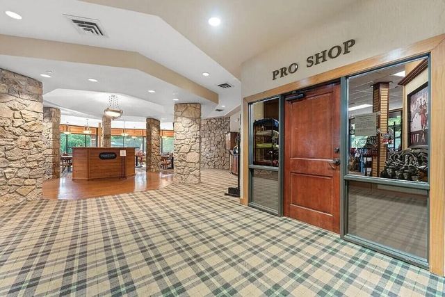 27 Bells Avenue, Branson West, MO 65737