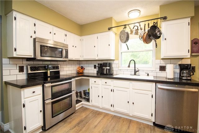 6432 Gander Road, Dayton, OH 45424