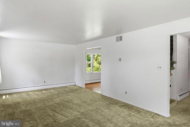 536 WILLIAMSBURG LN, Odenton, MD 21113