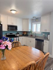 694 W RY LN, Tooele, UT 84074