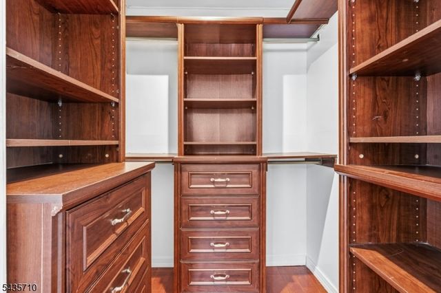 12 Norwich Pl 12, Franklin Twp., NJ 08873