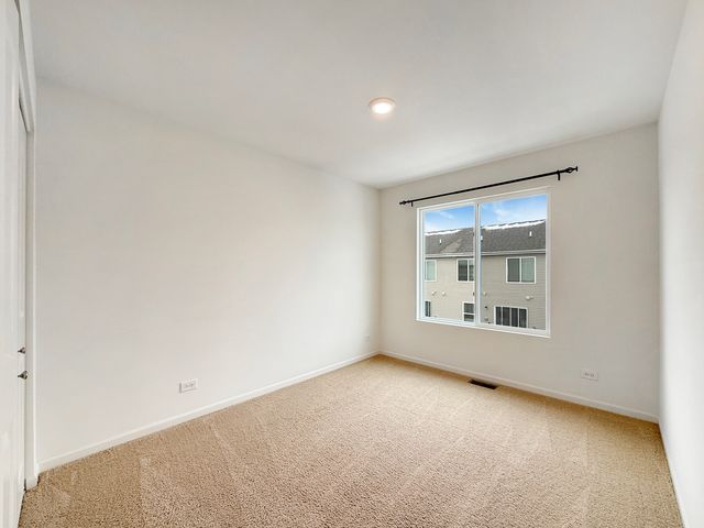 2385 Upland Road, Pingree Grove, IL 60140