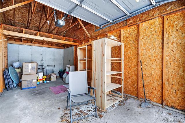 613 Curzon Court 203, Howell, MI 48843