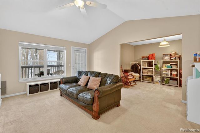 613 Curzon Court 203, Howell, MI 48843