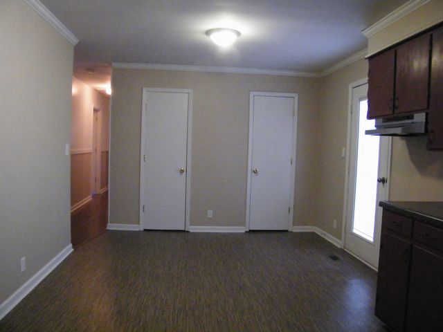 495 Froedge Dr, Lafayette, TN 37083