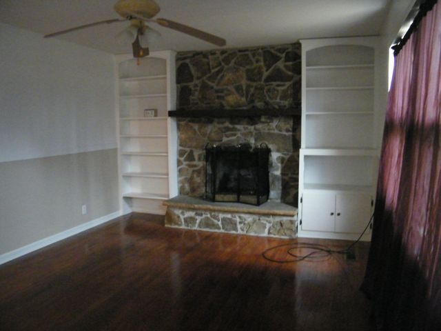 495 Froedge Dr, Lafayette, TN 37083