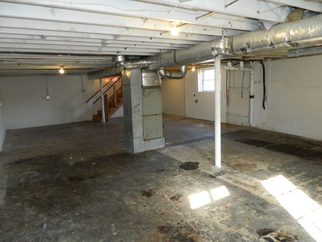 2031 Lintwood Drive, Clarksville, TN 37042