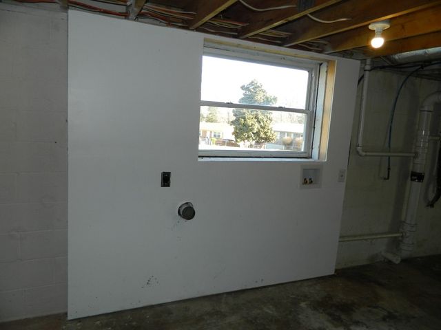 2031 Lintwood Drive, Clarksville, TN 37042