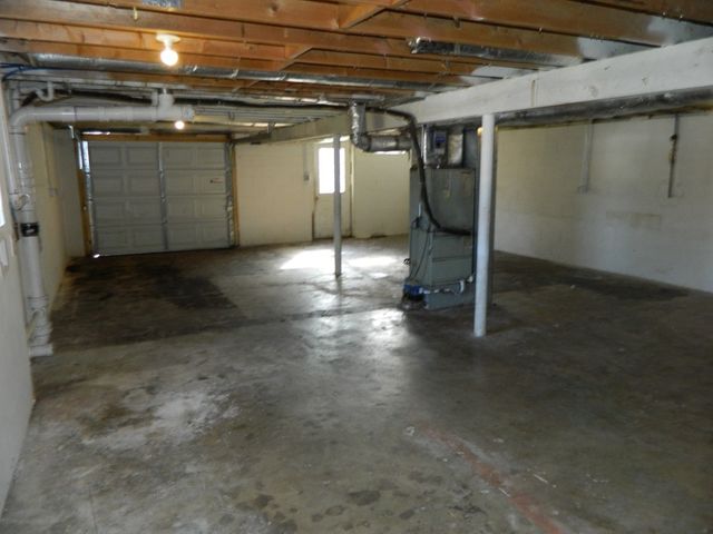 2031 Lintwood Drive, Clarksville, TN 37042