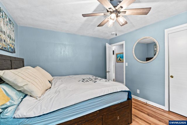 329 Moonlight Av SE, Salem, OR 97302