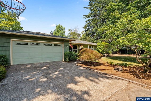 329 Moonlight Av SE, Salem, OR 97302