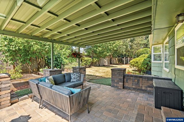 329 Moonlight Av SE, Salem, OR 97302
