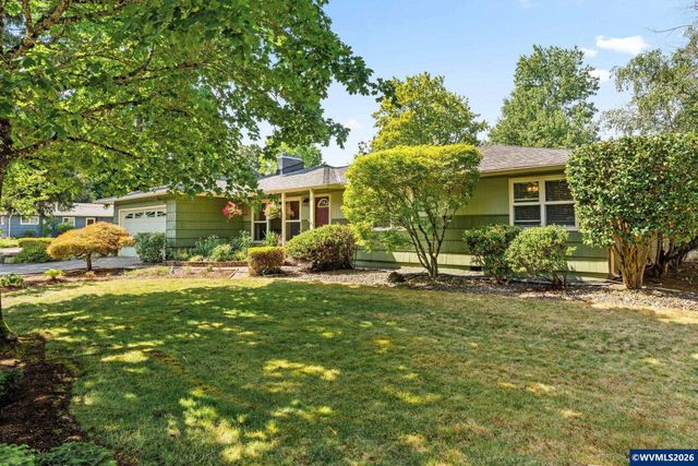 329 Moonlight Av SE, Salem, OR 97302