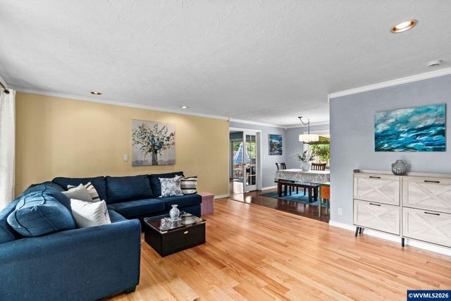 329 Moonlight Av SE, Salem, OR 97302