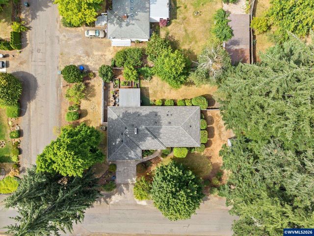 329 Moonlight Av SE, Salem, OR 97302
