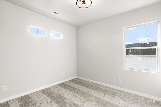1218 W Pack River Dr, Meridian, ID 83642