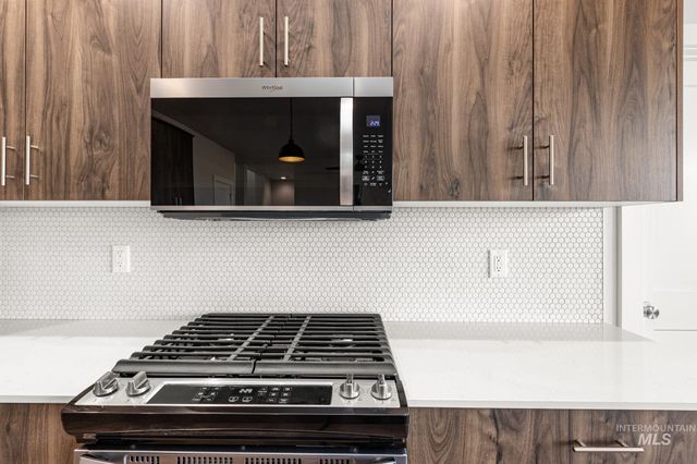 1218 W Pack River Dr, Meridian, ID 83642
