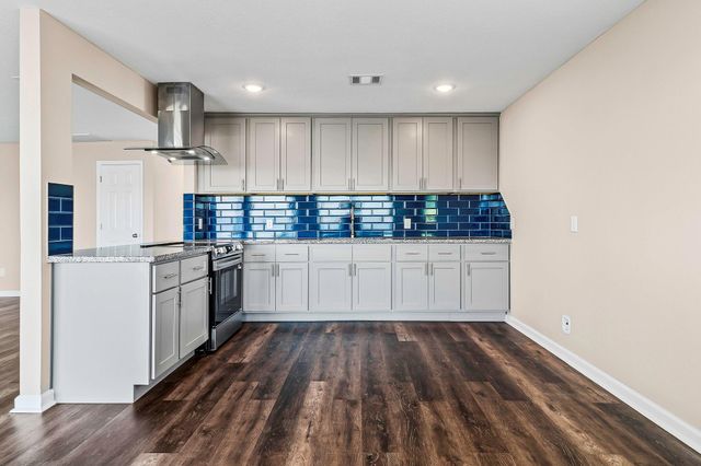 416 Kickapoo Dr, Livingston, TX 77351