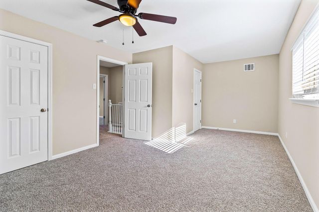 416 Kickapoo Dr, Livingston, TX 77351