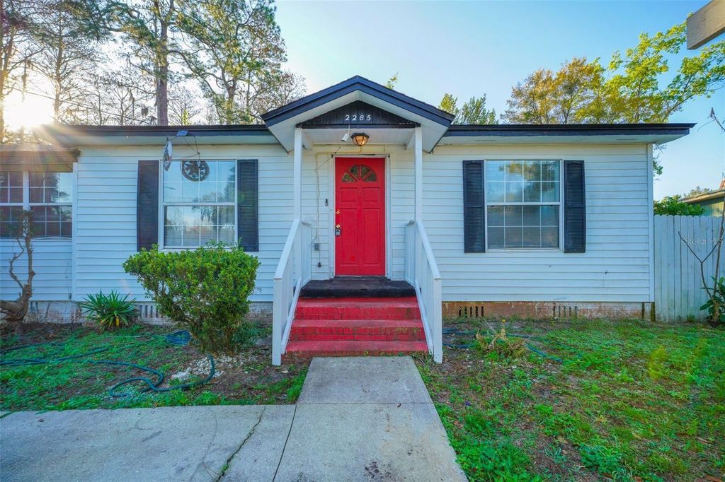 Image 11 of property listing at 2285 LAKE DRIVE, Jacksonville, FL 32246