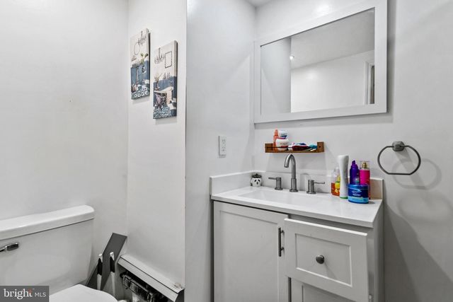 466 RIVELY AVE, Collingdale, PA 19023