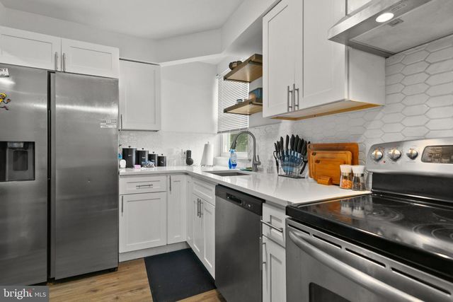 466 RIVELY AVE, Collingdale, PA 19023