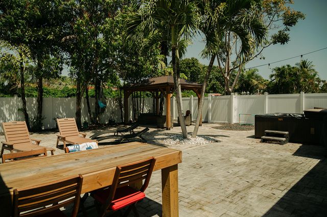 4815 Johnson Street, Hollywood, FL 33021