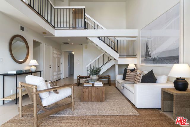 4555 Falkirk, Oxnard, CA 93035