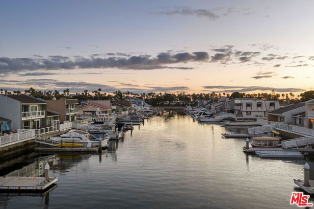 4555 Falkirk, Oxnard, CA 93035