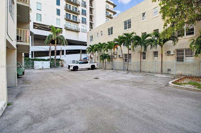 500 NE 26th St 4B, Miami, FL 33137